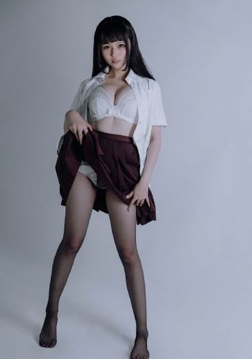 美女露出胸让男生狂揉_BD国语在线视频观看